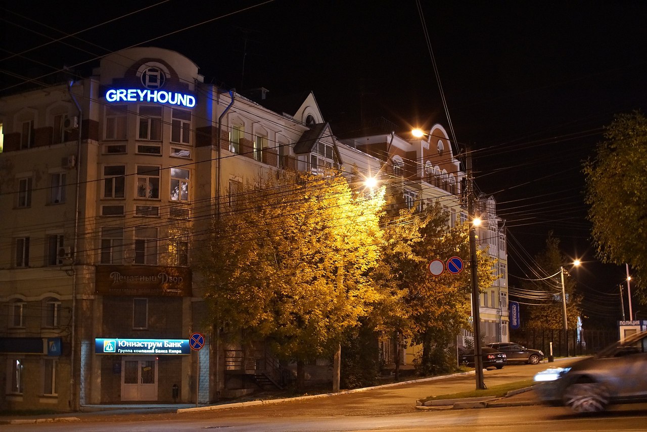 Ново-Садовая улица, 106 ночные фотографии
