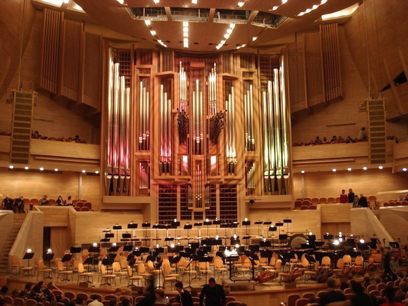 Концертный зал орган