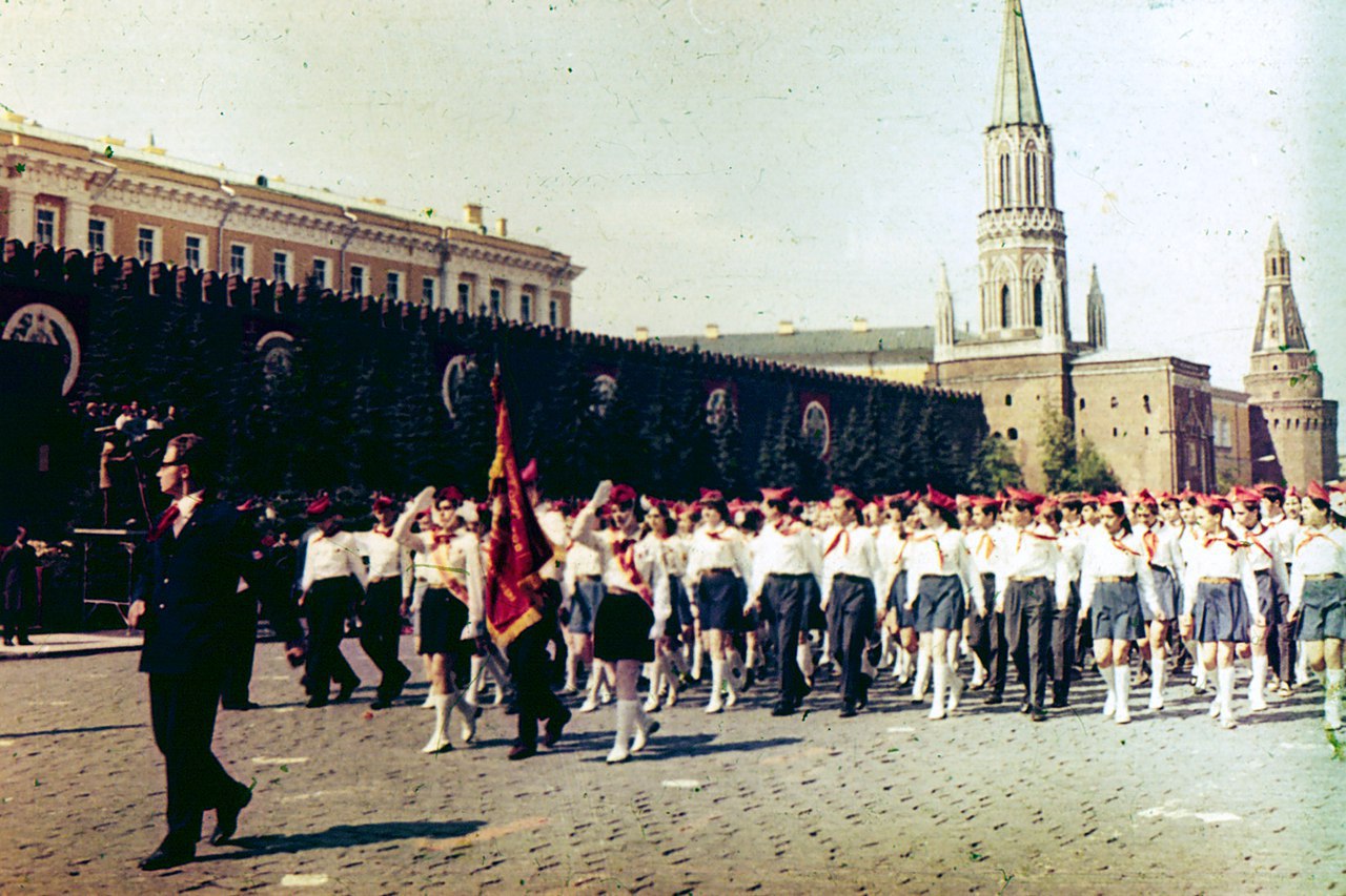 пионеры ссср на красной площади