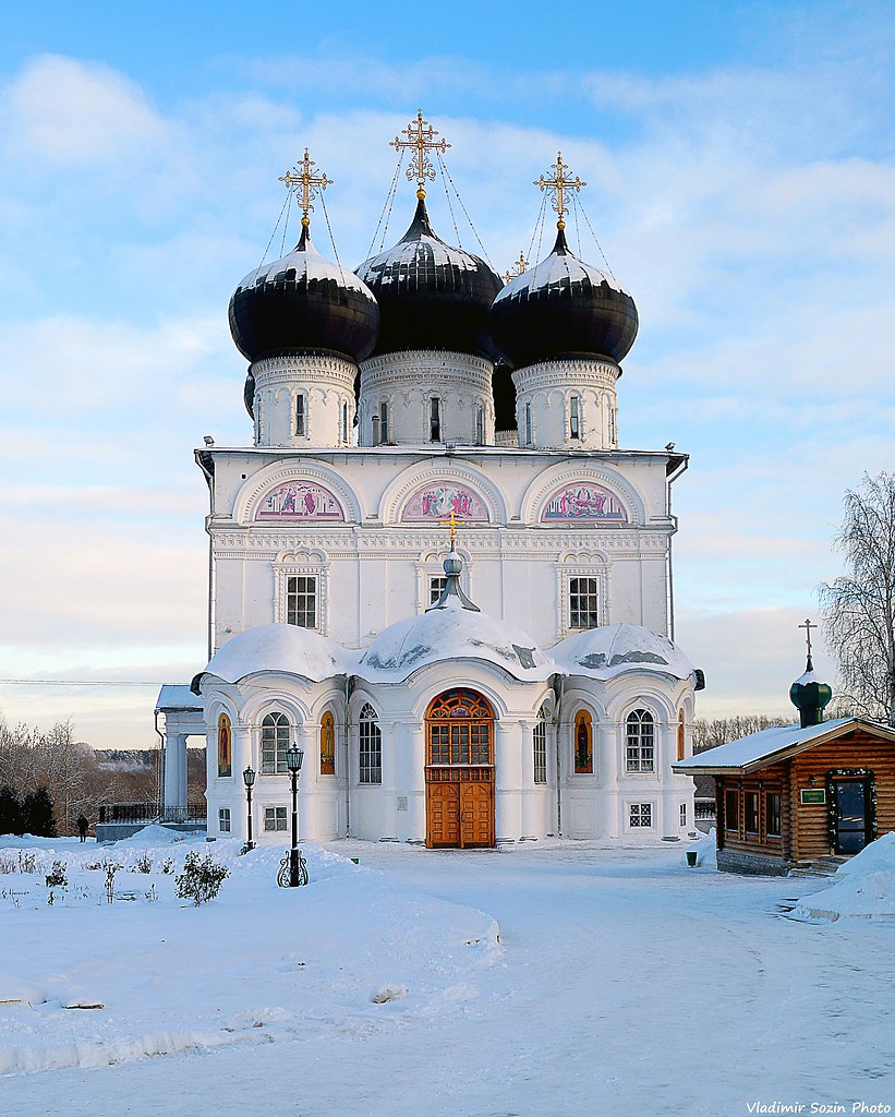 Успенский трифонов монастырь киров фото