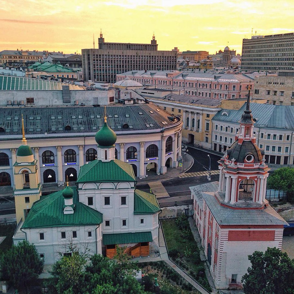 Уголок москва. Красивые уголки Москвы. Интересные уголки Москвы. Самые красивые уголки Москвы. Известные уголки Москвы.