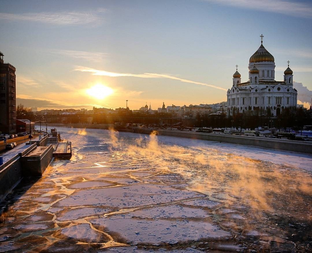 Солнце в москве сегодня