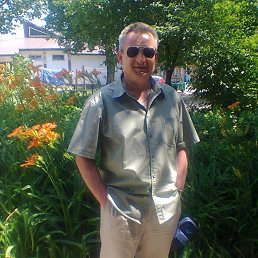Oleg, 55 , 