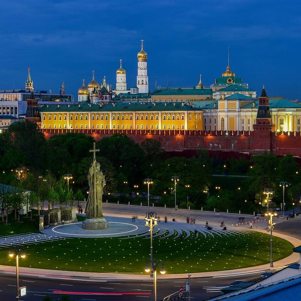 Москва Кремль Боровицкая площадь