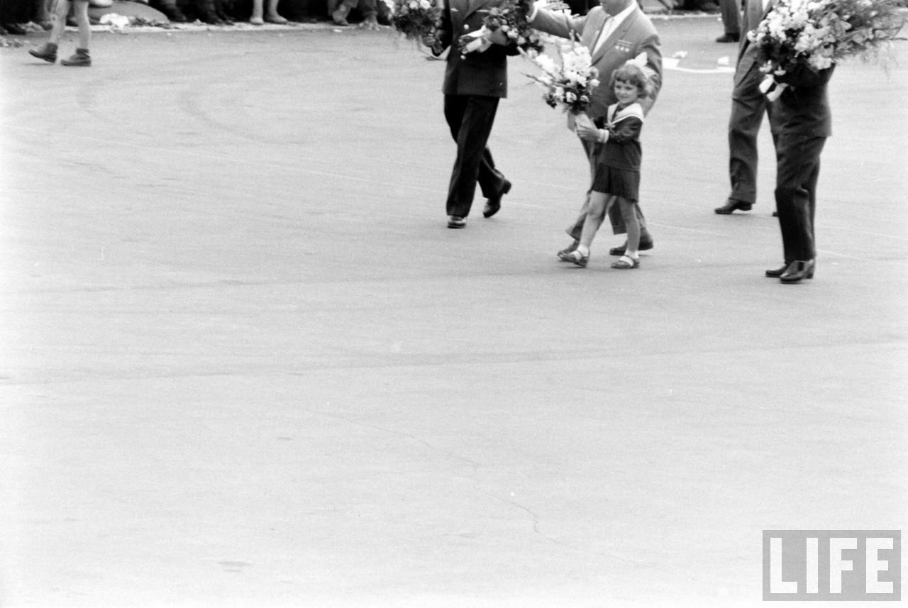 Событие в Москве в 1962 году. Красная площадь 1962 год фотографии. Подкомиссии в 1962 году. Москва 1962 год фото р.с Буре.