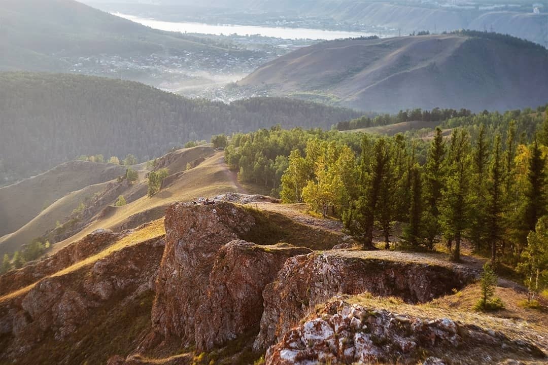 Лестница в красноярске торгашинский хребет фото