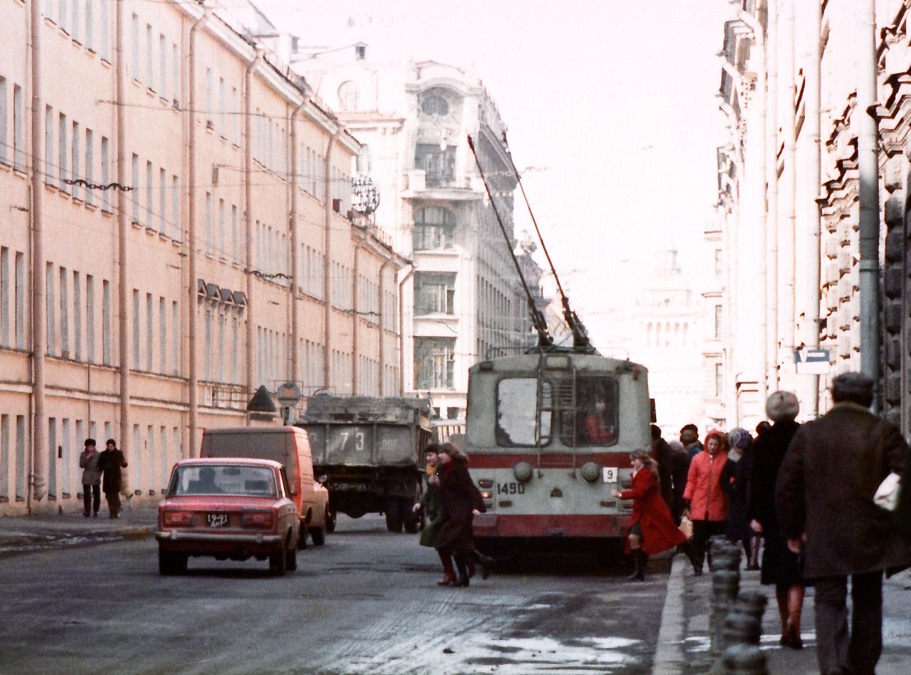 1995 год фото. Ленинград 1995. СССР Ленинград 80 е годы. Ленинград 80х 90х ЦПКИО. Московский проспект Ленинград 1981 год.