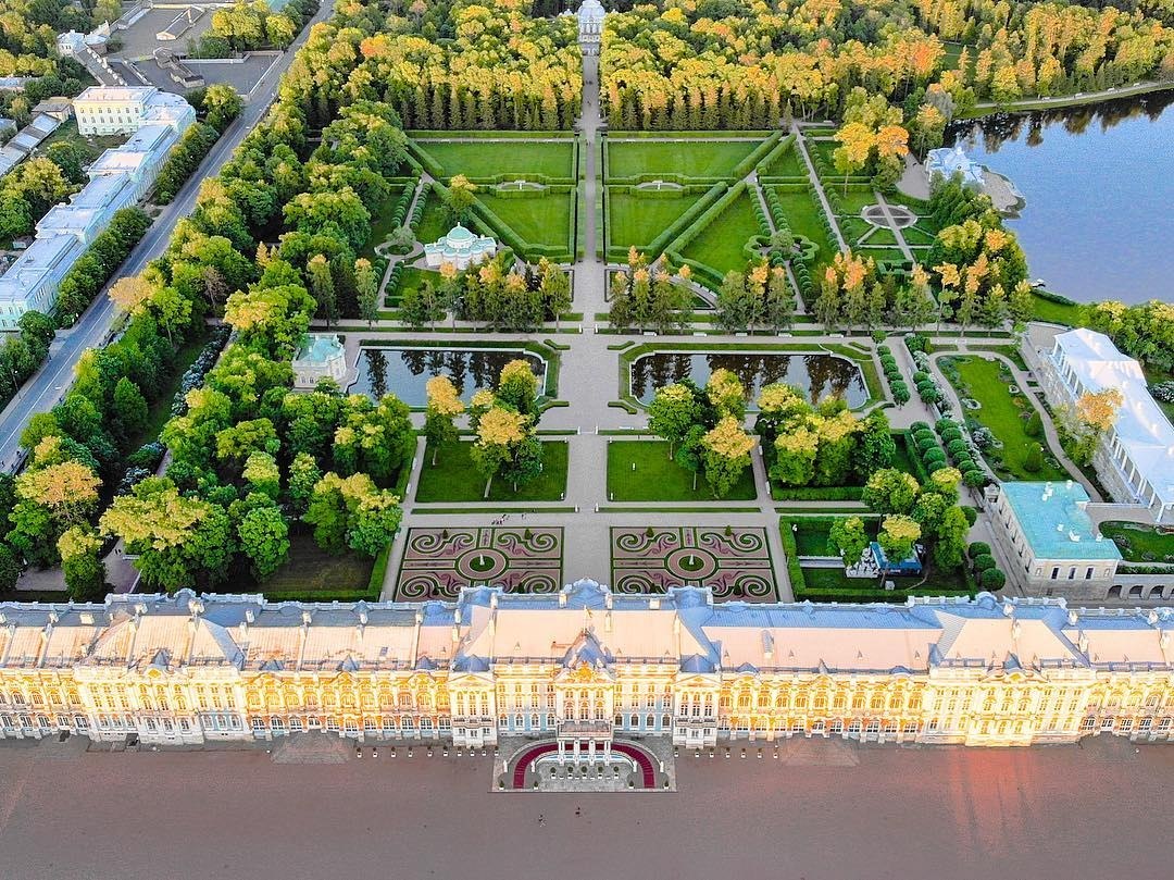 Екатерининский дворец с высоты птичьего полета