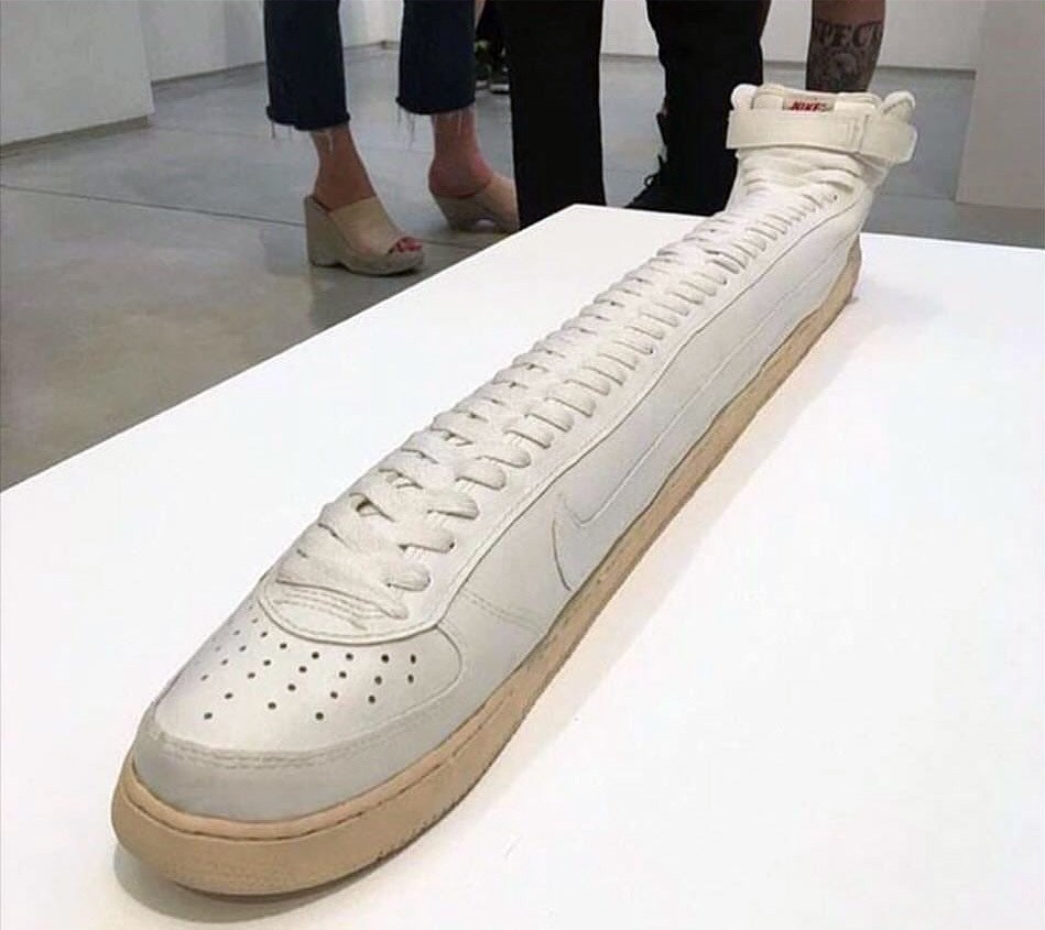 Огромные ботинки