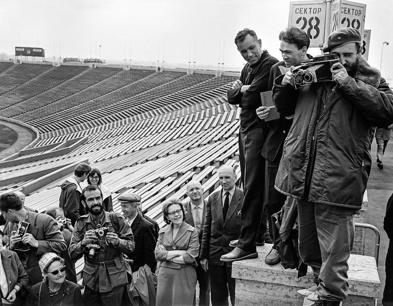 1963 организация. Визит Фиделя Кастро в Ленинград 1963. Фидель Кастро в СССР 1963. Ленинград Фидель. Фидель Кастро в Ленинграде.