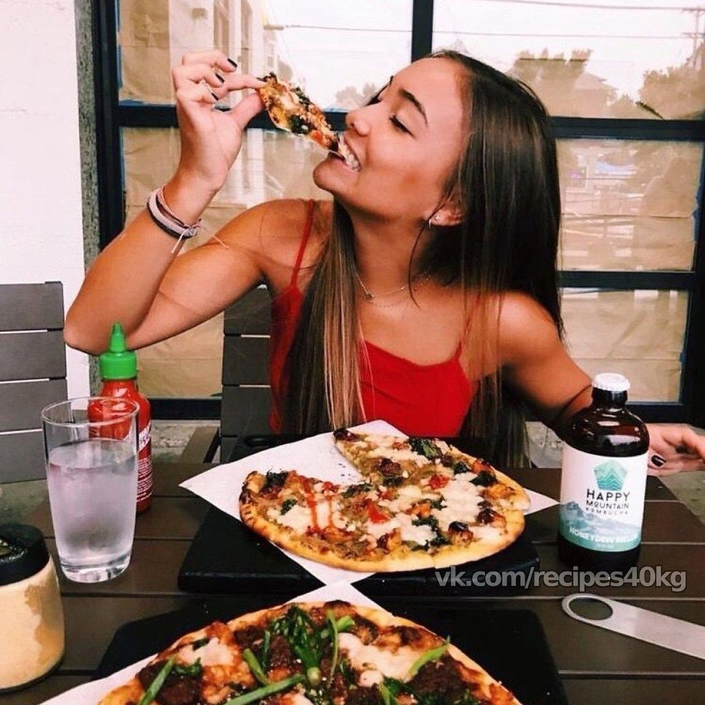 фотосессия с пиццей девушка фото 44