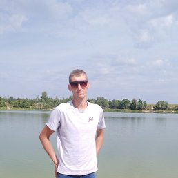 Дмитрий, 31 год, Глухов