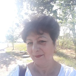 Елена, 60 лет, Мариуполь