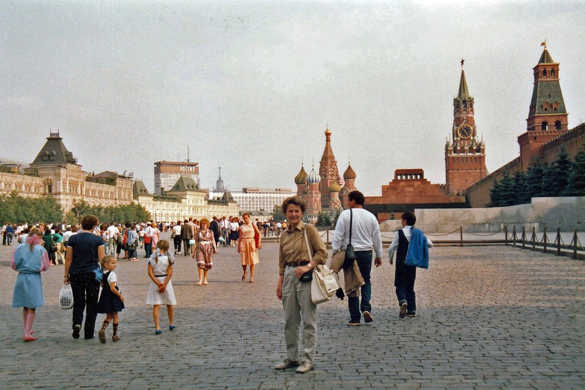 Назад 2022. Путешествие по СССР. Москва глазами туриста. Москва глазами туриста москвича. 1987 Немец Москве самолете.