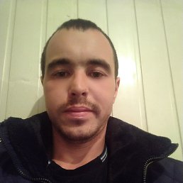 Виталий, 27, Буинск