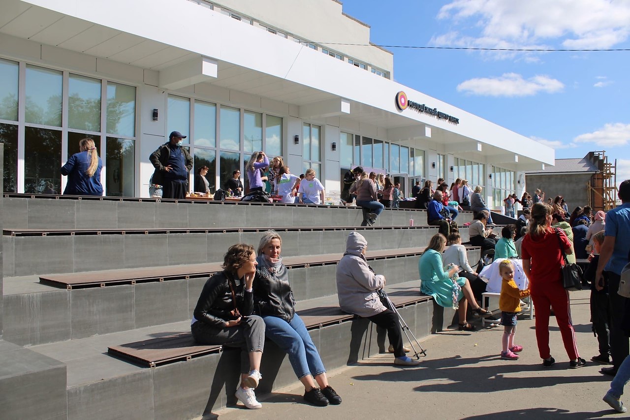 Здесь центр. Молодежный центр Канск. Канск 2021. Молодежный центр Канск площадка. Канск новая площадь.