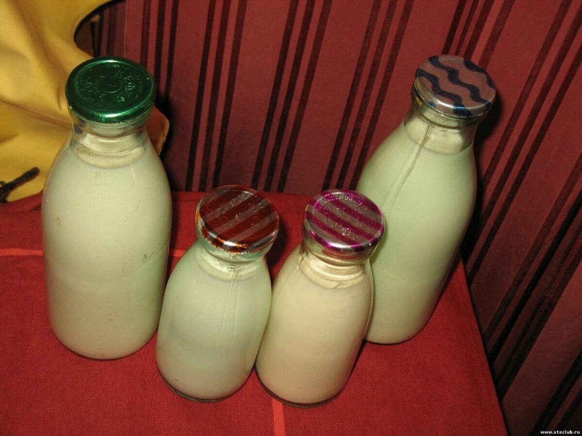 Советское молоко в бутылках