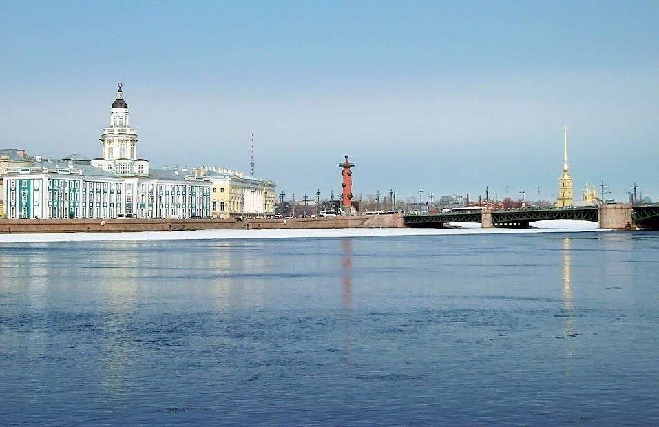 В питер на неделю. Весенняя Нева. Вера Нева. Попова фото СПБ. Настроение Питер фото.