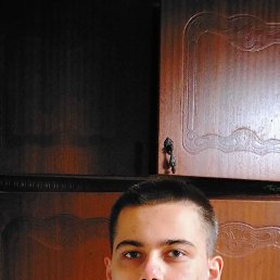 Владимир, 23, Ростов