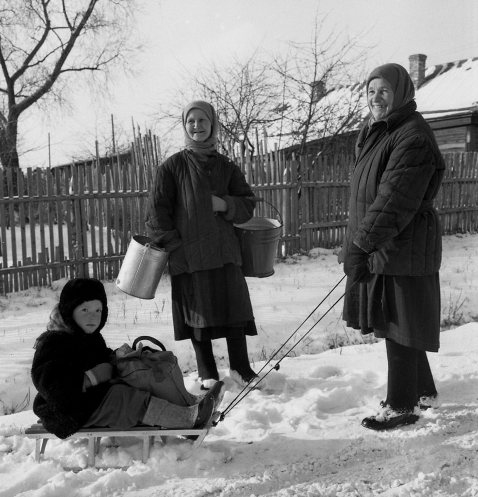 Женщины СССР зимой