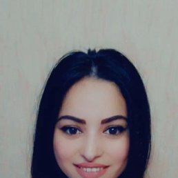 Laura, 23 , 
