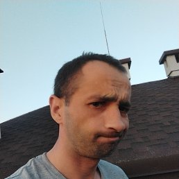 oleg, 32 , 