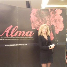  Lucia, , 52  -  23  2012