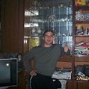  Fedea, , 50  -  3  2012    