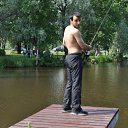   )))    