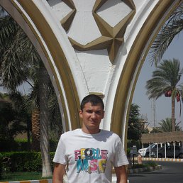 Ivan, , 35 