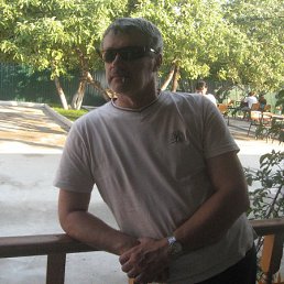 Maikl, ������, 66 ���