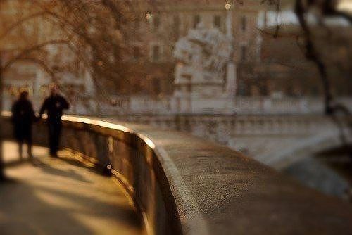 Хорошо, что есть время, расстояние и трудности. Порой, именно они дают понять кто любит, кто дружит, ...