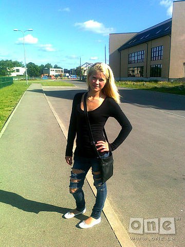   : V mojem gorode Salaspils 
Salik)) - -, 31 , 