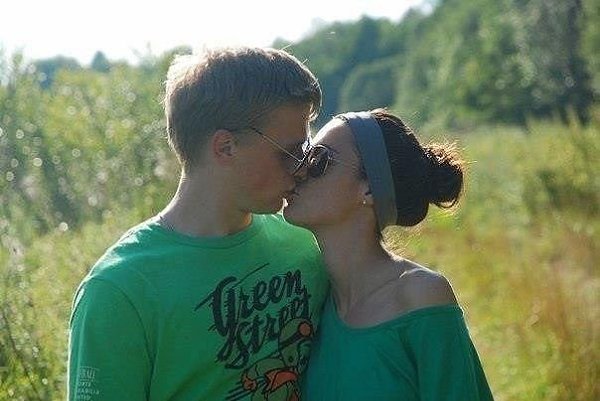 Я уважаю тех парней, которые имеют свое мнение, не зависят от влияния друзей и в любой момент могут ...