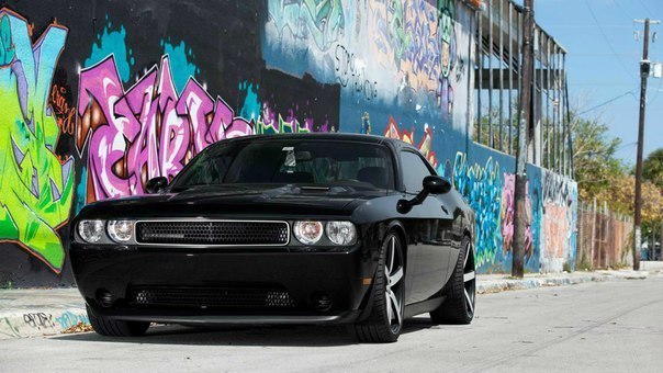 Dodge Challenger