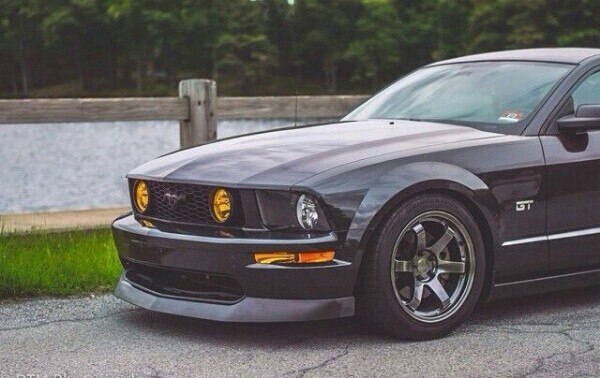 Ford Mustang GT - 7