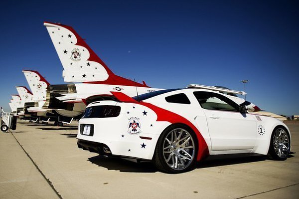 2014 Mustang GT USAF Thunderbirds Edition - 2