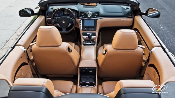 Maserati GranCabrio - 8