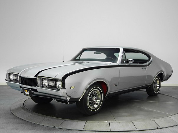 Oldsmobile Hurst/Olds 442 Holiday Coupe (4487), 1968.    515 ,   459 - ...