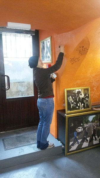 Ко мене в гости ,(в магазин виниловых пластинок) пришла Российская актриса театра и кино,музыкант ... - 2