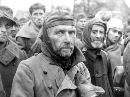 Фольксштурмовцы, взятые в плен войсками 1-го Белорусского фронта