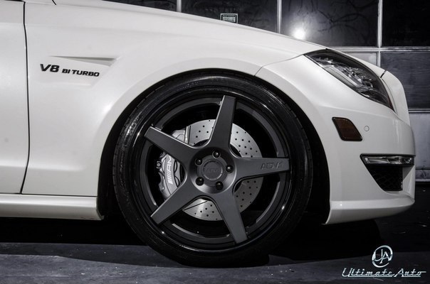 Mercedes-Benz CLS 63 AMG - 3
