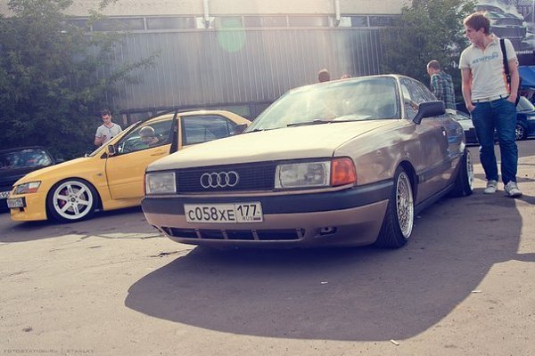 Audi 80