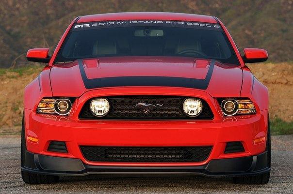 Ford Mustang RTR - 2
