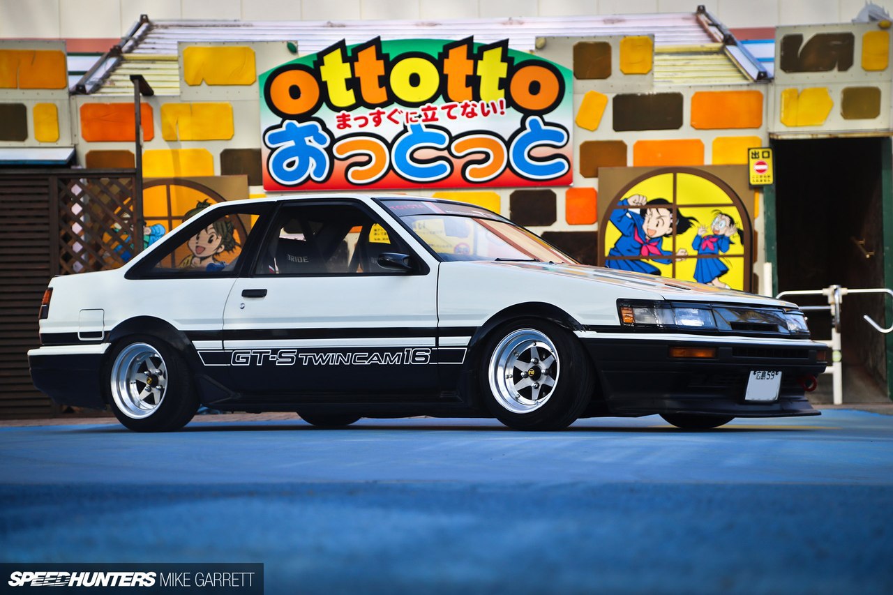 Toyota Sprinter Trueno AE86