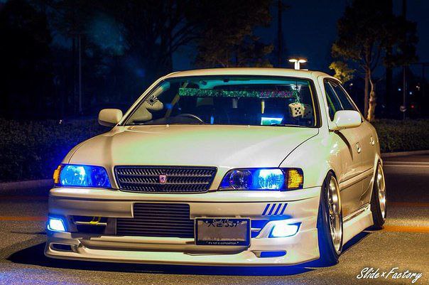   TOYOTA CHASER JZX100 TOURER V - 4