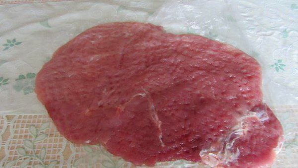 Мясной рулет с яйцом.Ингредиенты:продукты для мясного рулета с яйцом-свиное мясо (это может быть ... - 3