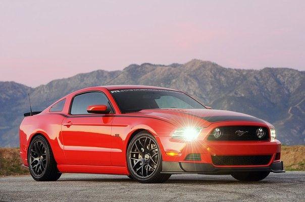 Ford Mustang RTR - 4