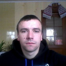 Александр, 37, Березно