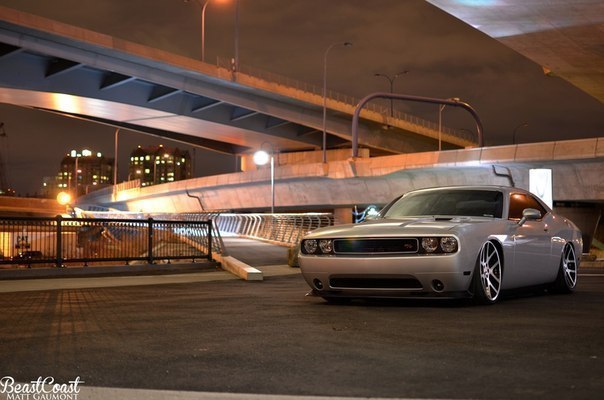 Dodge Challenger R/T - 5